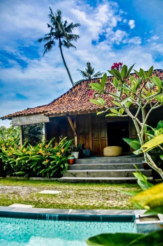Villa Nextdoor Nature Yogyakarta Бантул Экстерьер фото